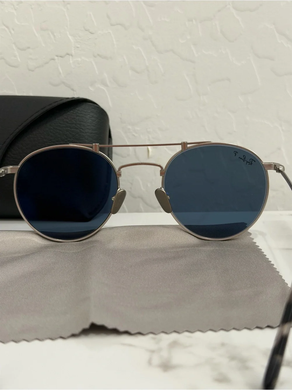Ray-Ban RB8147M TITANIUM SUNGLASSES Special Edition Round Silver